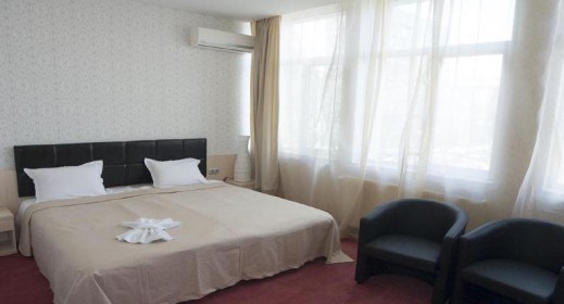 "Mania" Family Hotel